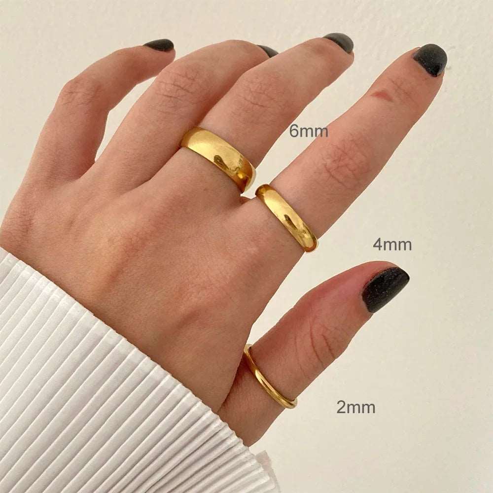 Minimalist Simple Smooth Stainless Steel Ring for Women and Men Classic 18K Gold Plated Couple Rings Wedding Engagement Jewelry - Giorgina | Joias & Semijoias Exclusivas 